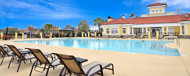 The Bluffs on the Waterway Pool